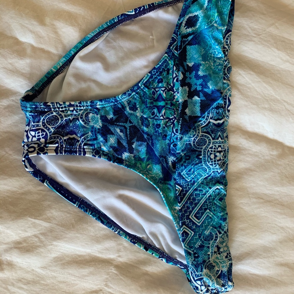 Kenneth Cole Bikini